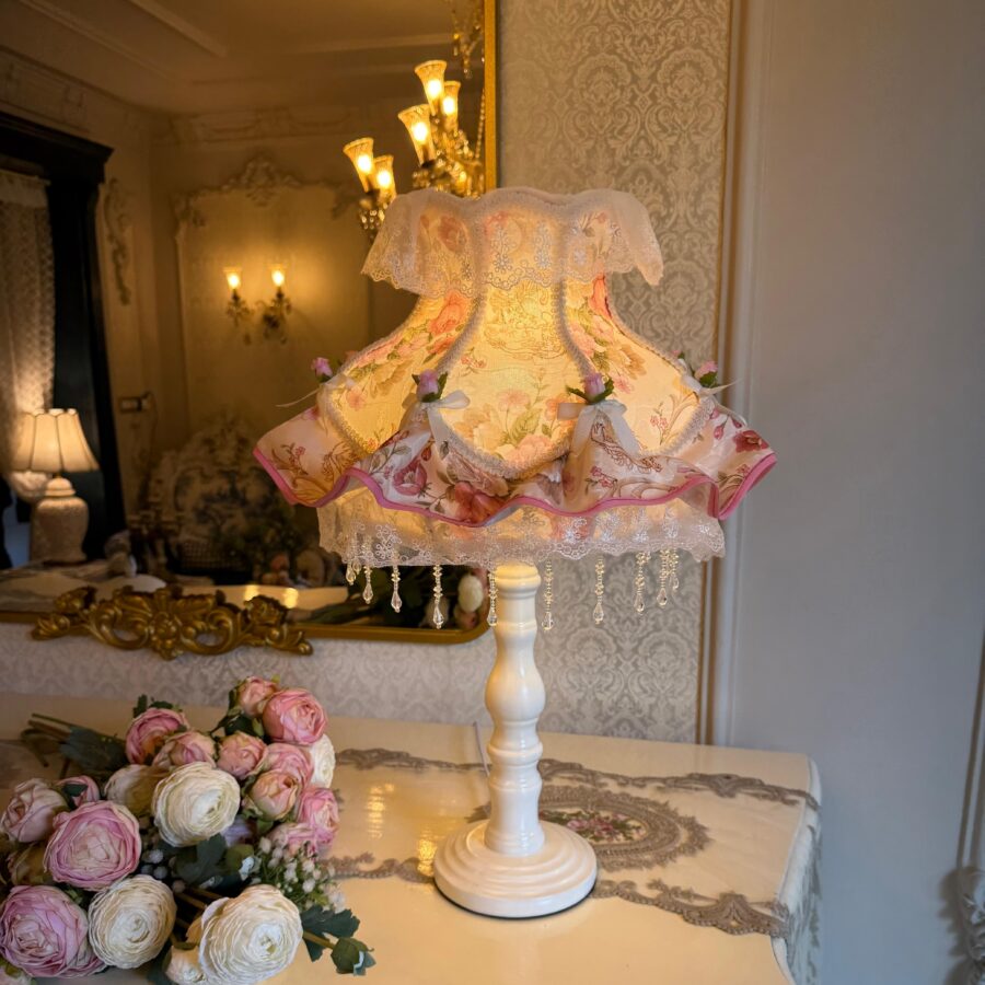 Fée des Roses Lamp