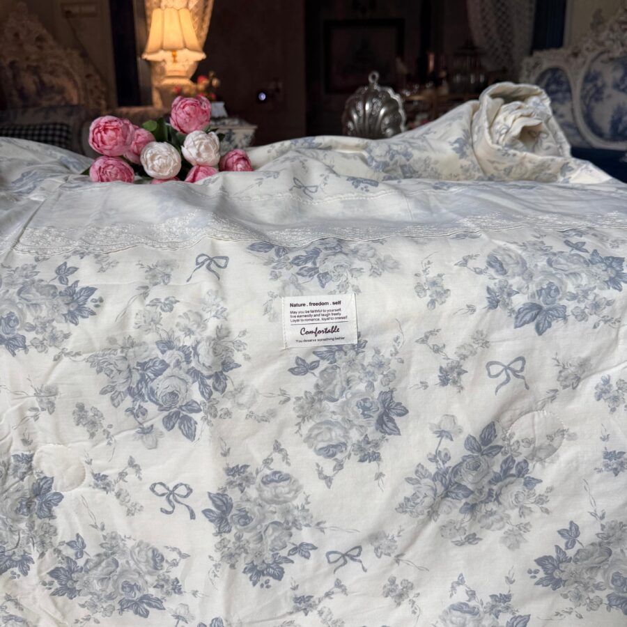 Rose Elegance Summer Quilt