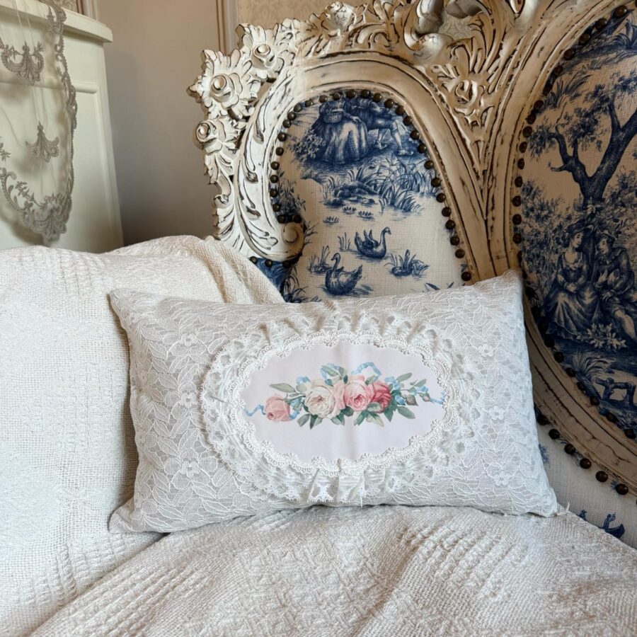 Atelier Rose Statement lumber