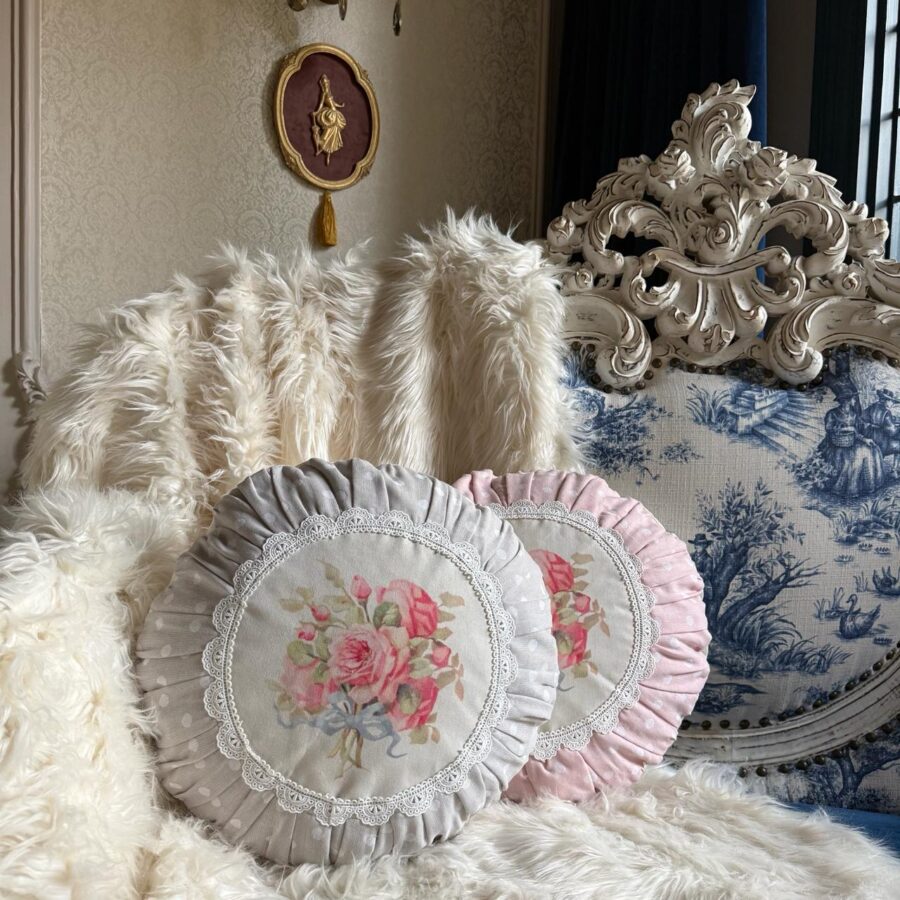 Ballerine Grey Rose Cushion