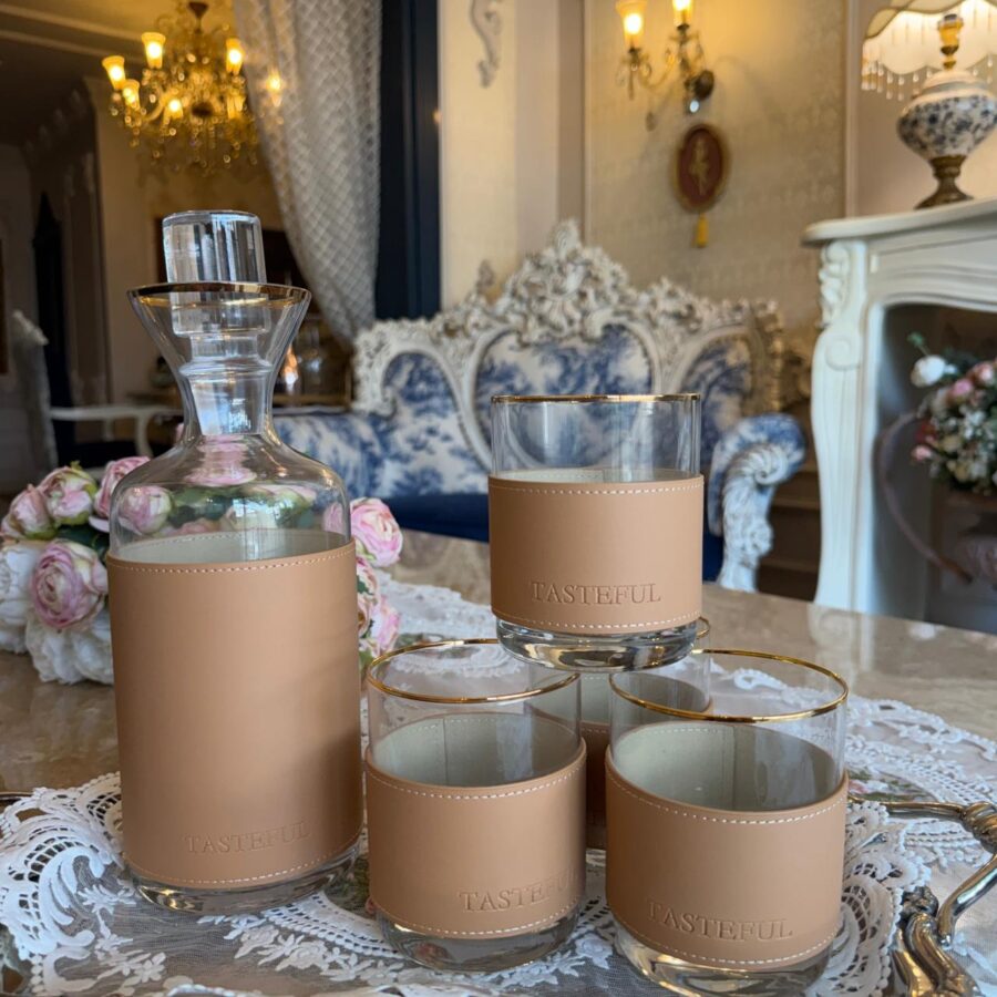 Château Élégance Decanter Set