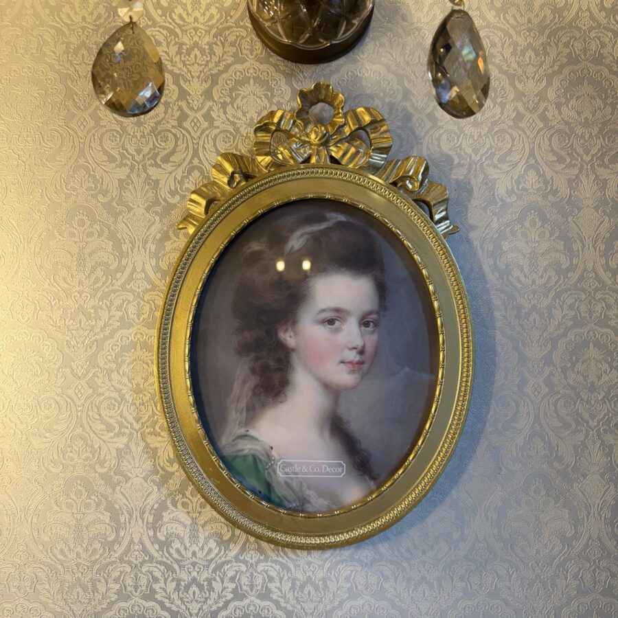Lady Charlotte Picture Frame Design B