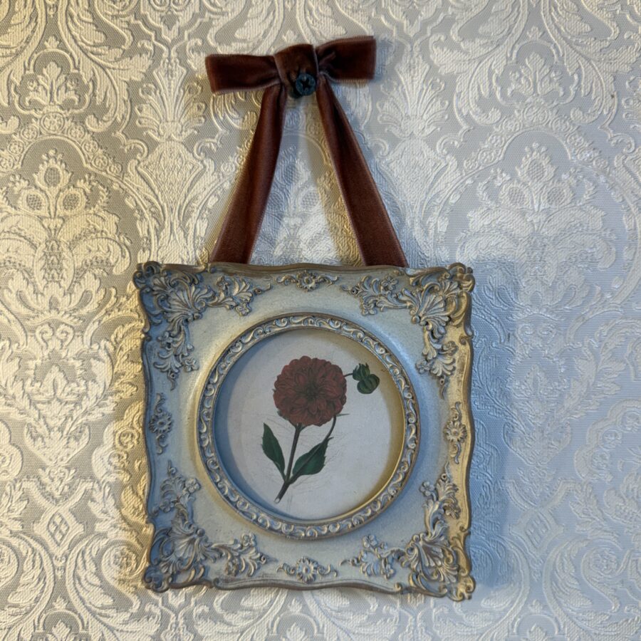 Botanica Française Wall Frame Design B