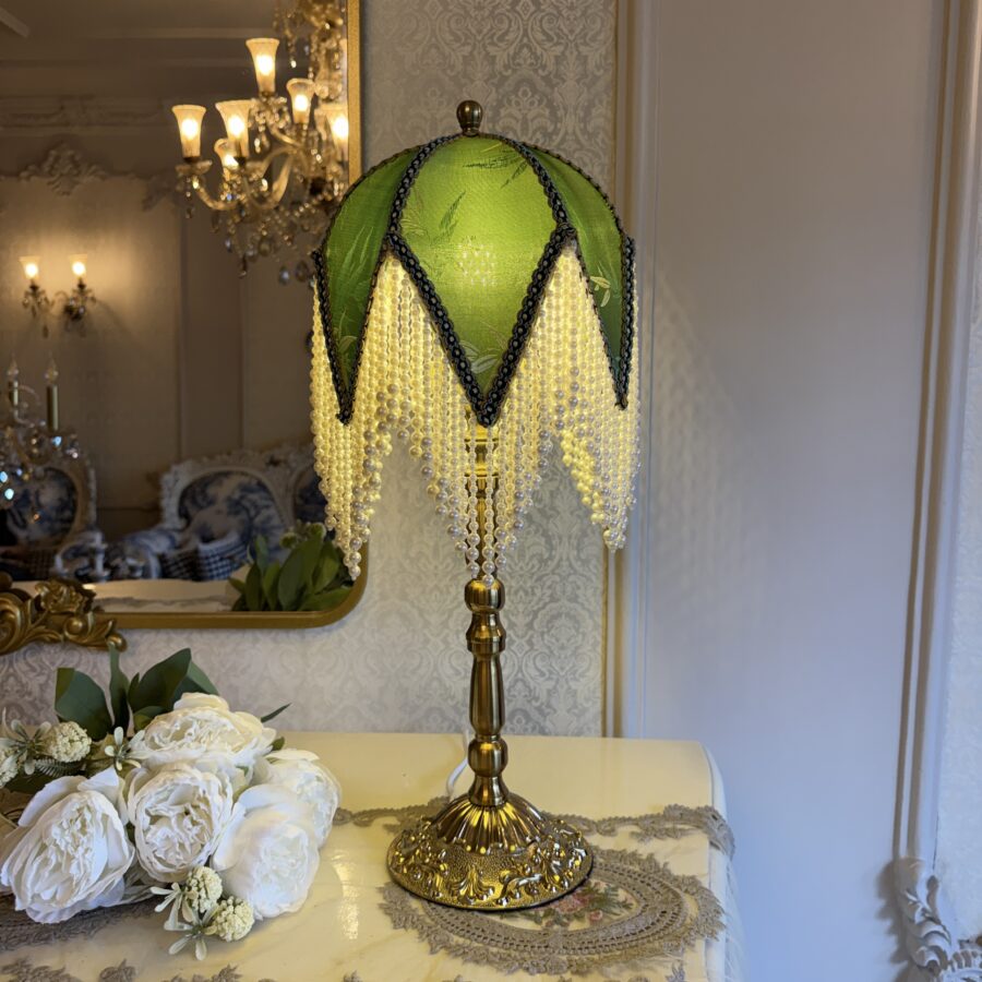Kensington Pearl Lamp